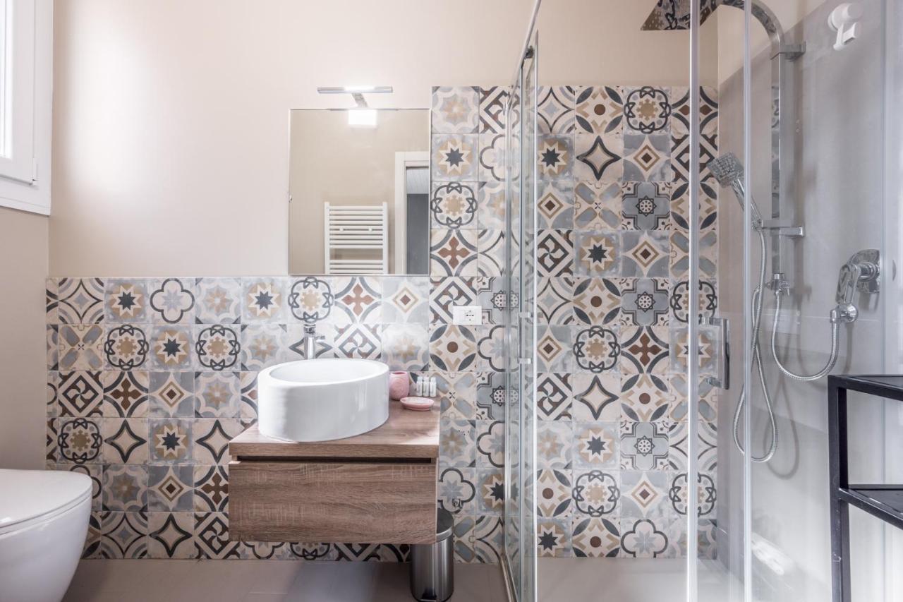 Suite 649 Mono Con Terrazzo 모데나 외부 사진