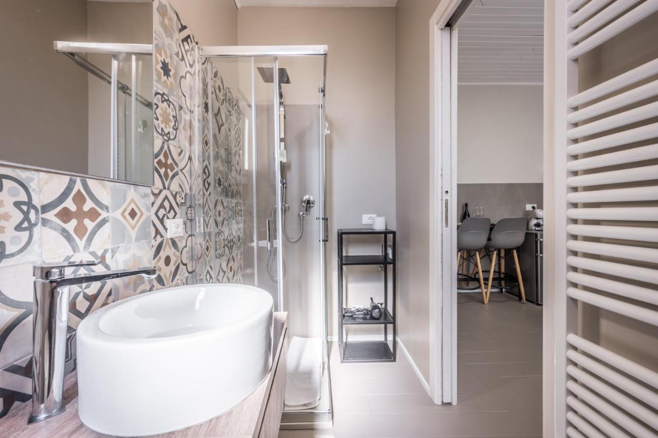 Suite 649 Mono Con Terrazzo 모데나 외부 사진